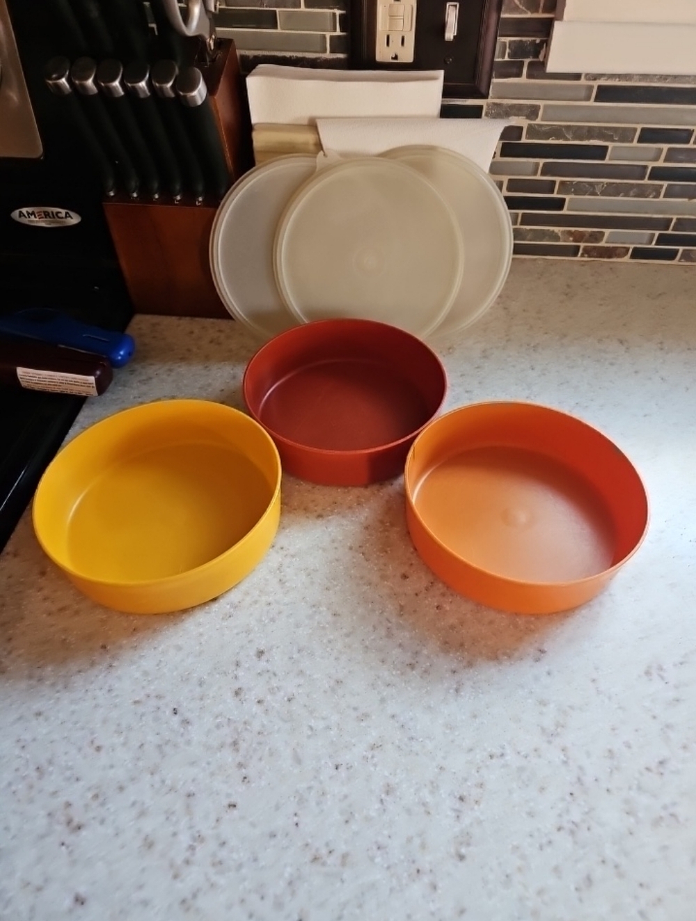 3 HARVEST TUPPERWARE LIDDED BOWLS